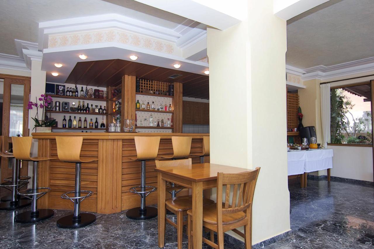 Hotel Stoupa Exterior photo